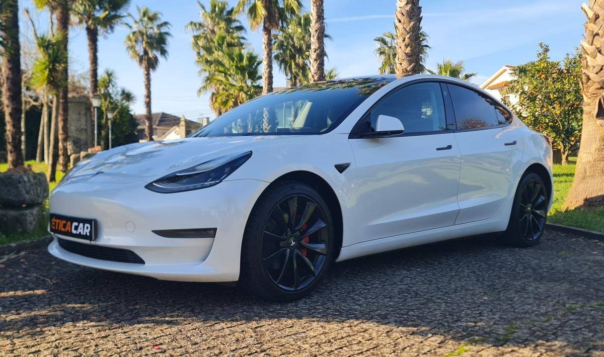 tesla-model-3-2019-eletrico-500cc