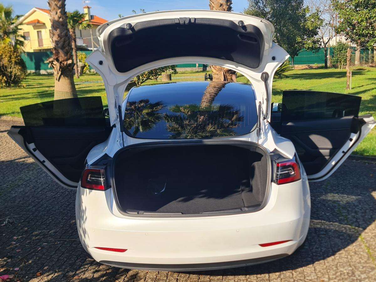 tesla-model-3-2019-eletrico-500cc