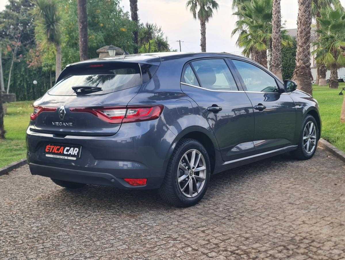 renault-megane-2018-diesel-1461cc