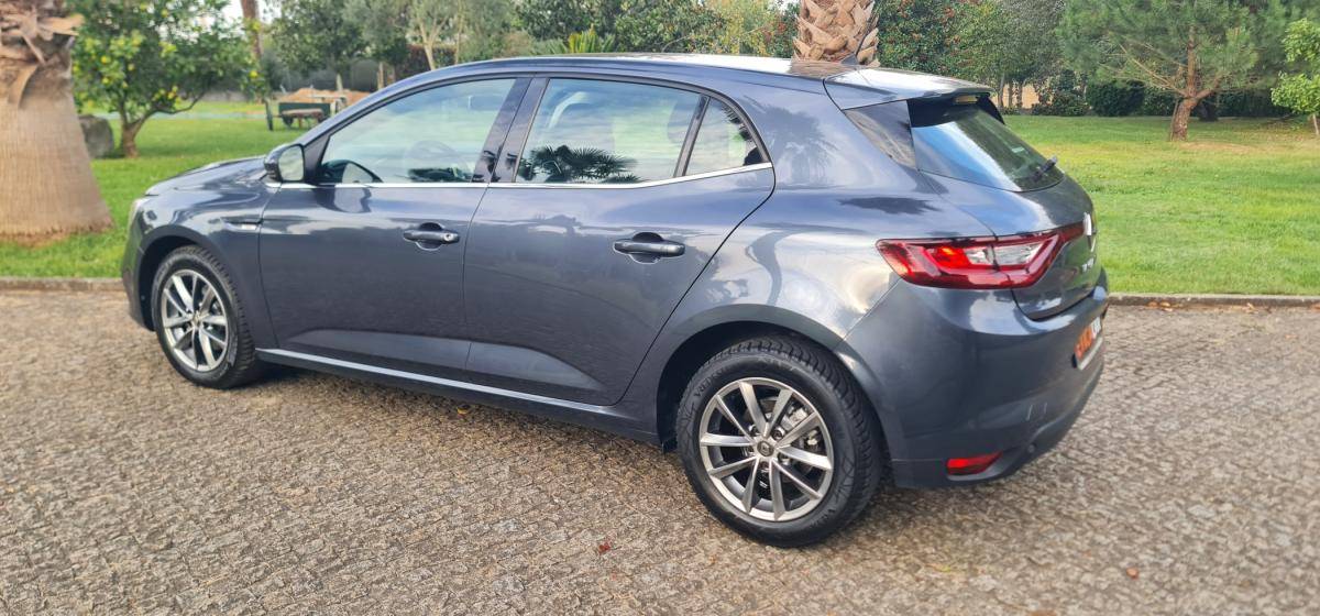 renault-megane-2018-diesel-1461cc