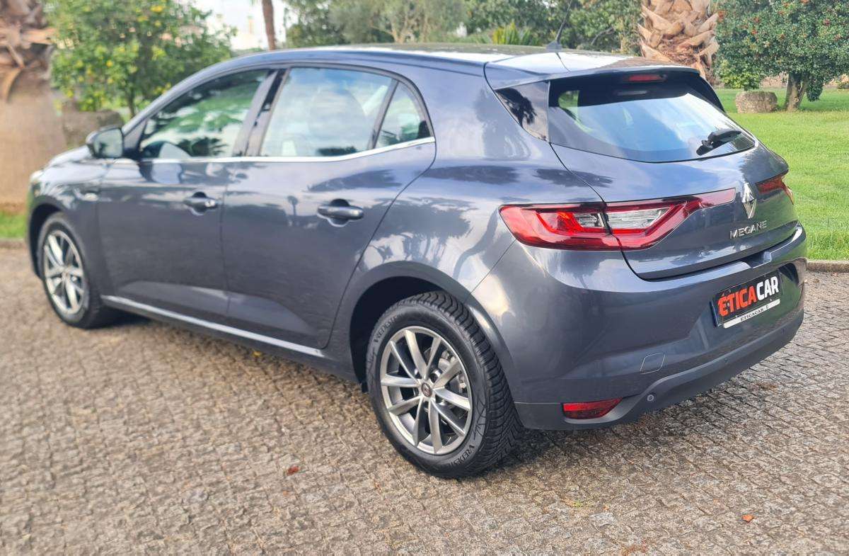 renault-megane-2018-diesel-1461cc