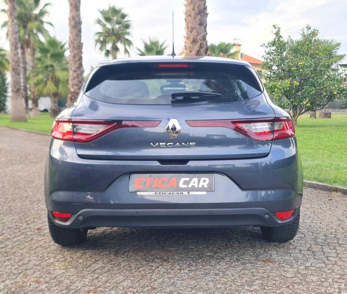 renault-megane-2018-diesel-1461cc