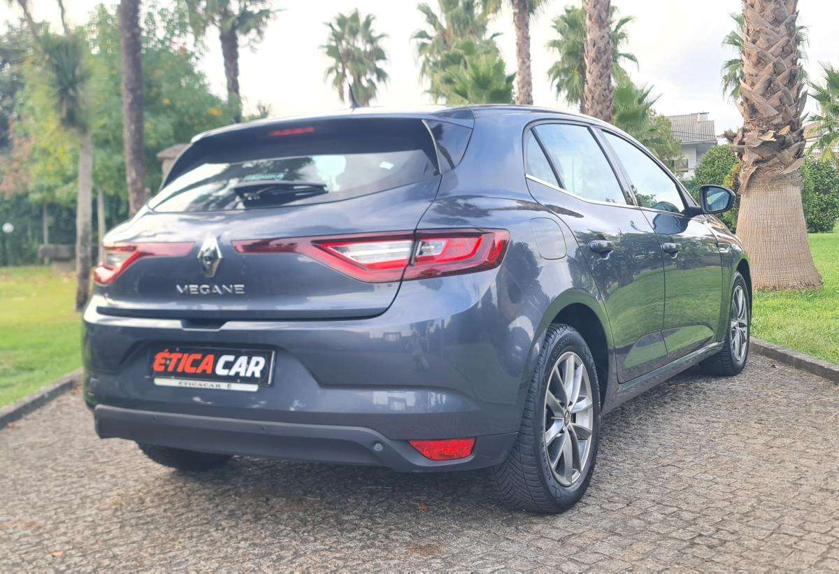 renault-megane-2018-diesel-1461cc