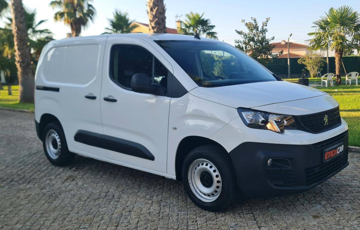 peugeot-partner-2019-diesel-1560cc