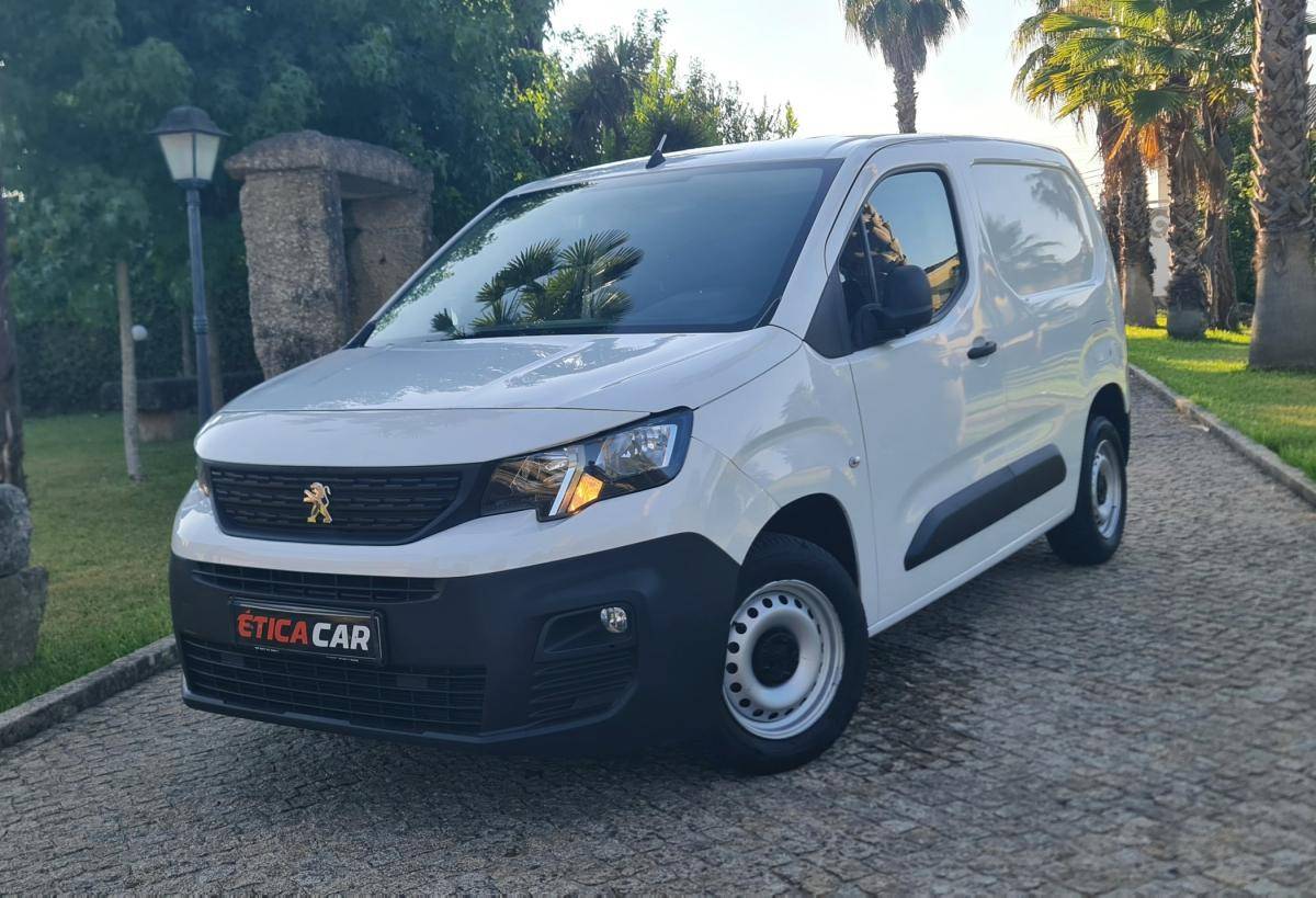 peugeot-partner-2019-diesel-1560cc