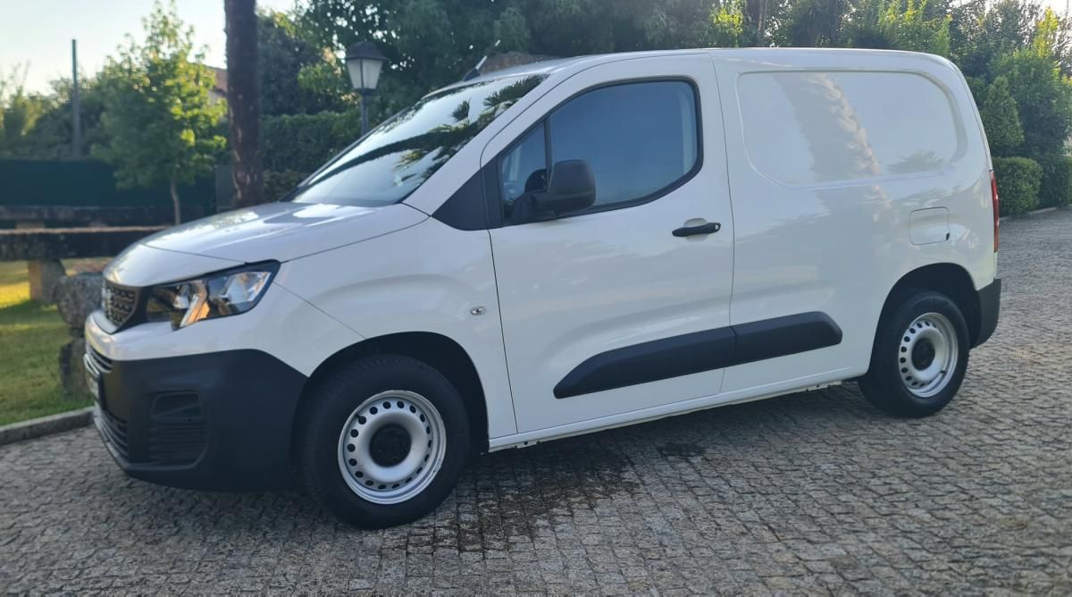 peugeot-partner-2019-diesel-1560cc