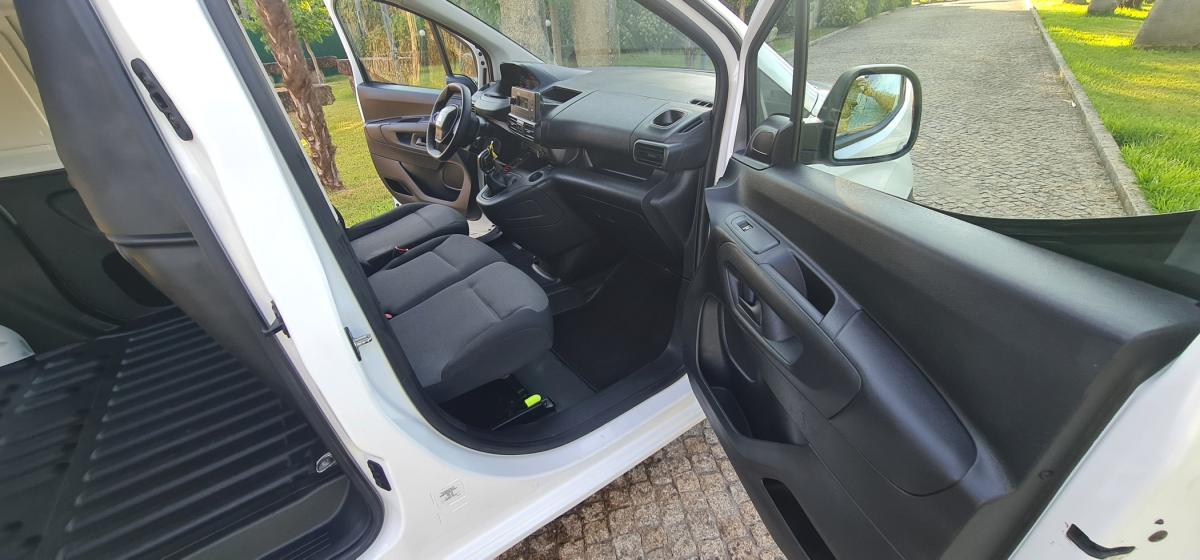 peugeot-partner-2019-diesel-1560cc
