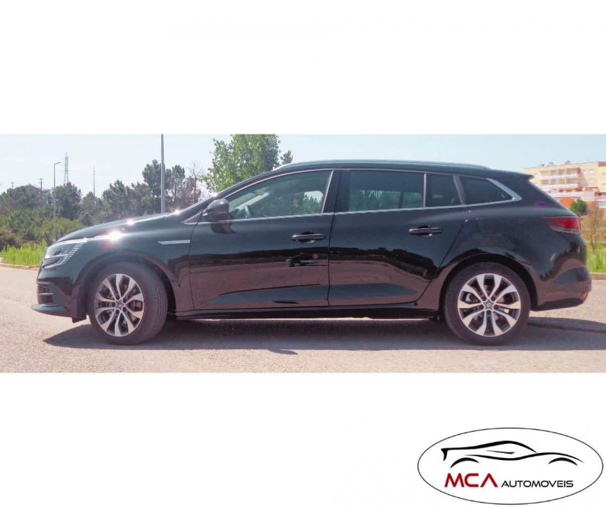 renault-megane-sport-tourer-2023-hibrido-a-gasolina-1598cc