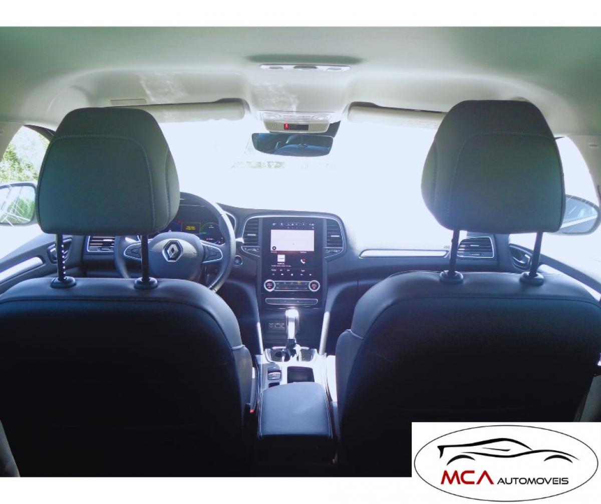 renault-megane-sport-tourer-2023-hibrido-a-gasolina-1598cc