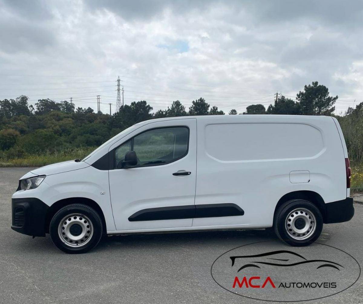 peugeot-partner-2023-diesel-1499cc