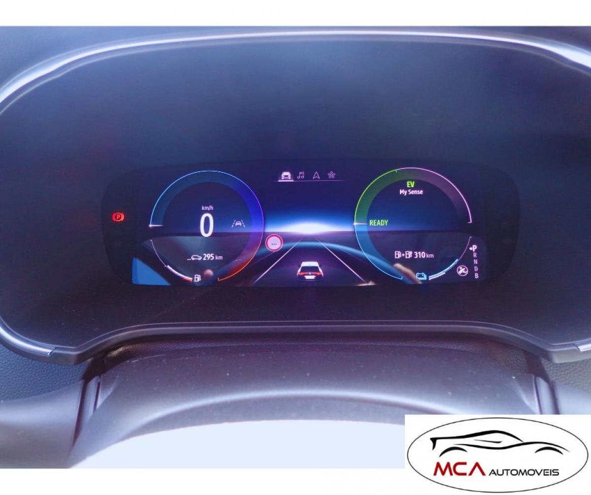 renault-megane-sport-tourer-2023-hibrido-a-gasolina-1598cc