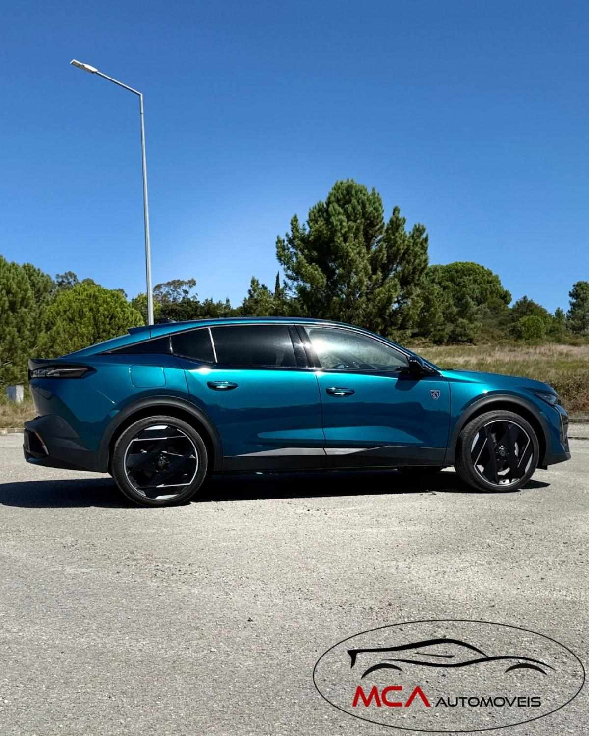 peugeot-408-2024-hibrido-a-gasolina-1598cc