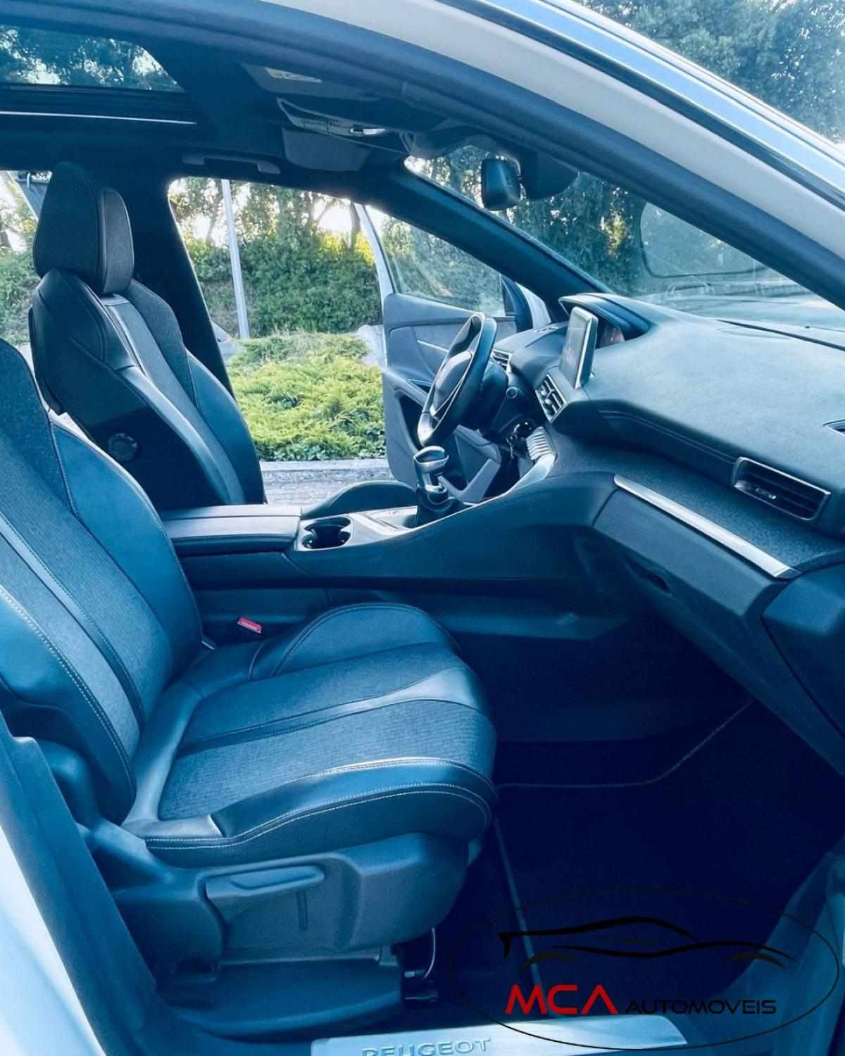 peugeot-5008-2019-diesel-1499cc