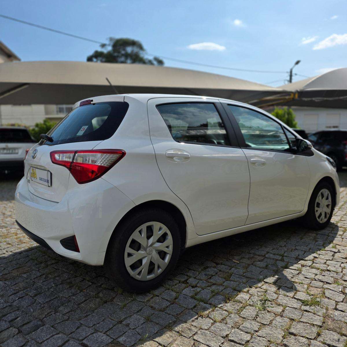 toyota-yaris-2020-gasolina-998cc