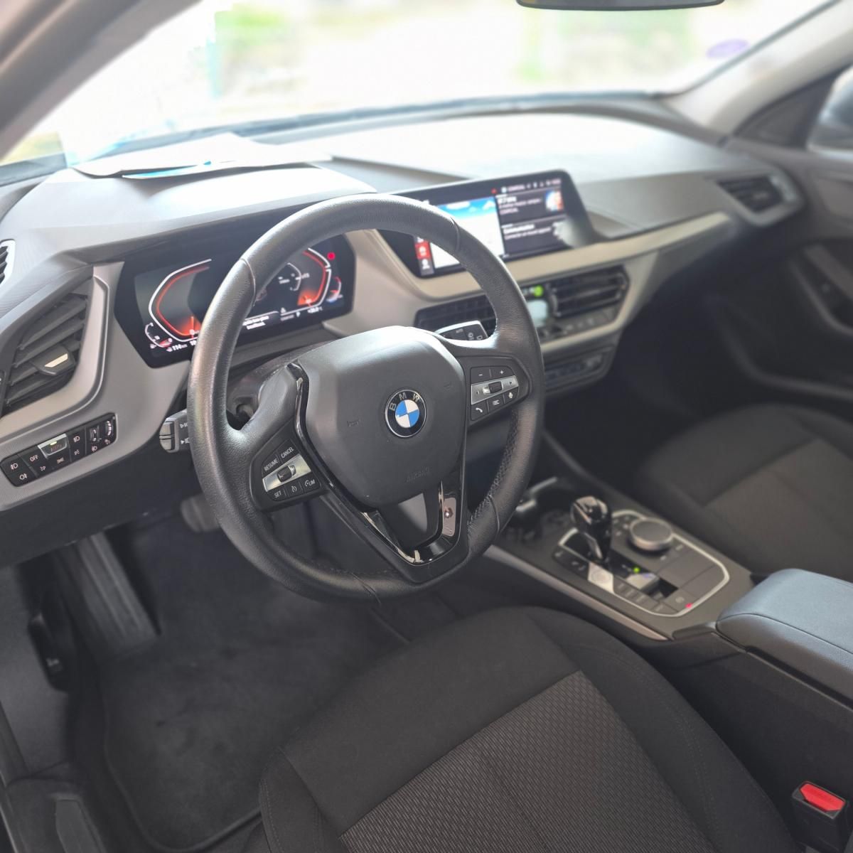 bmw-serie-1-2023-gasolina-1499cc