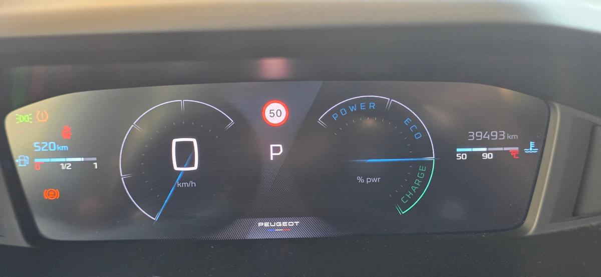 peugeot-208-2025-gasolina-1199cc