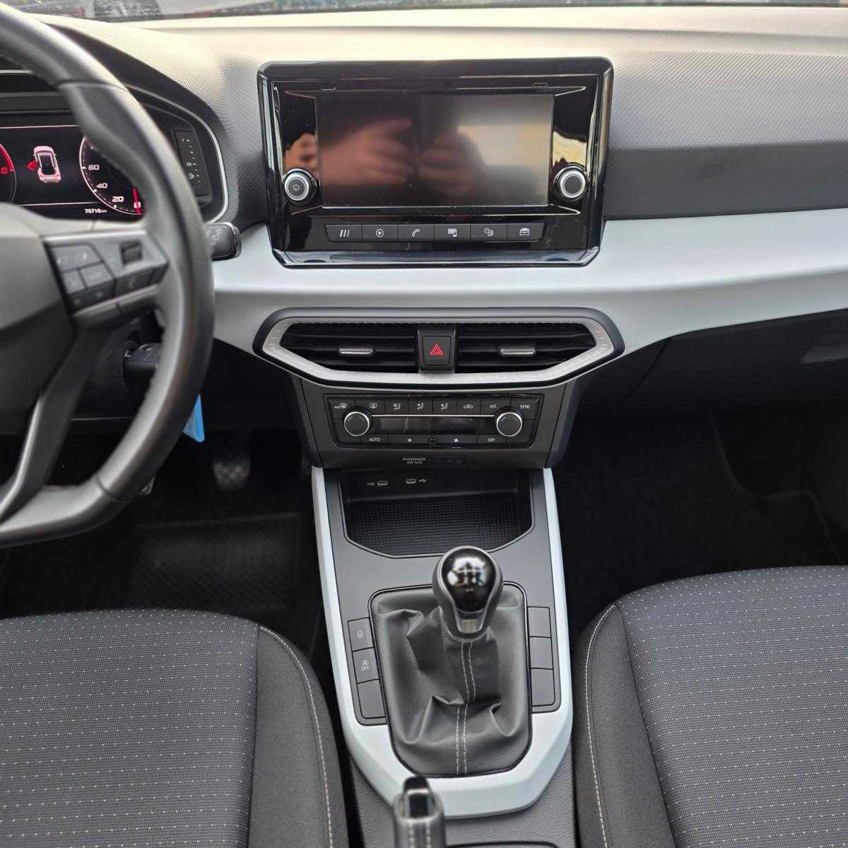 seat-arona-2023-gasolina-999cc