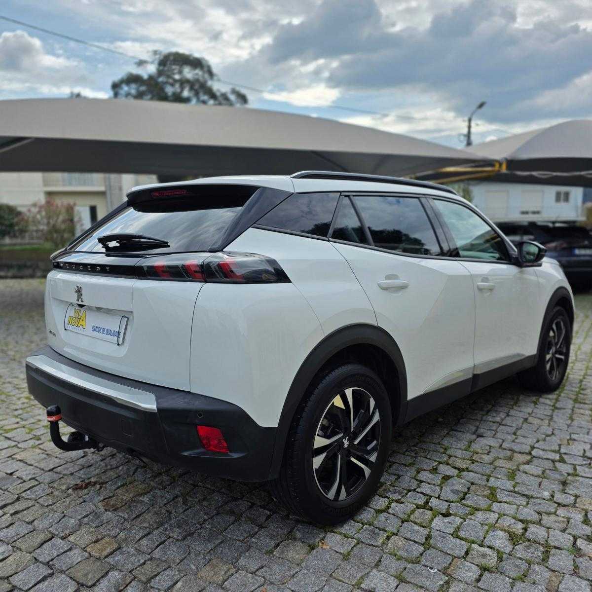 peugeot-2008-2022-gasolina-1199cc