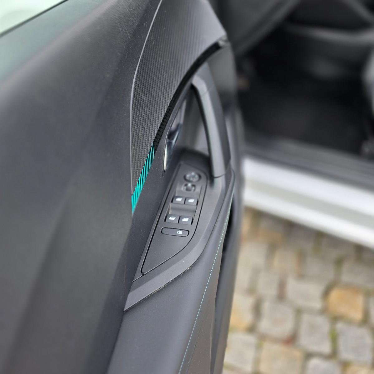 peugeot-2008-2022-gasolina-1199cc