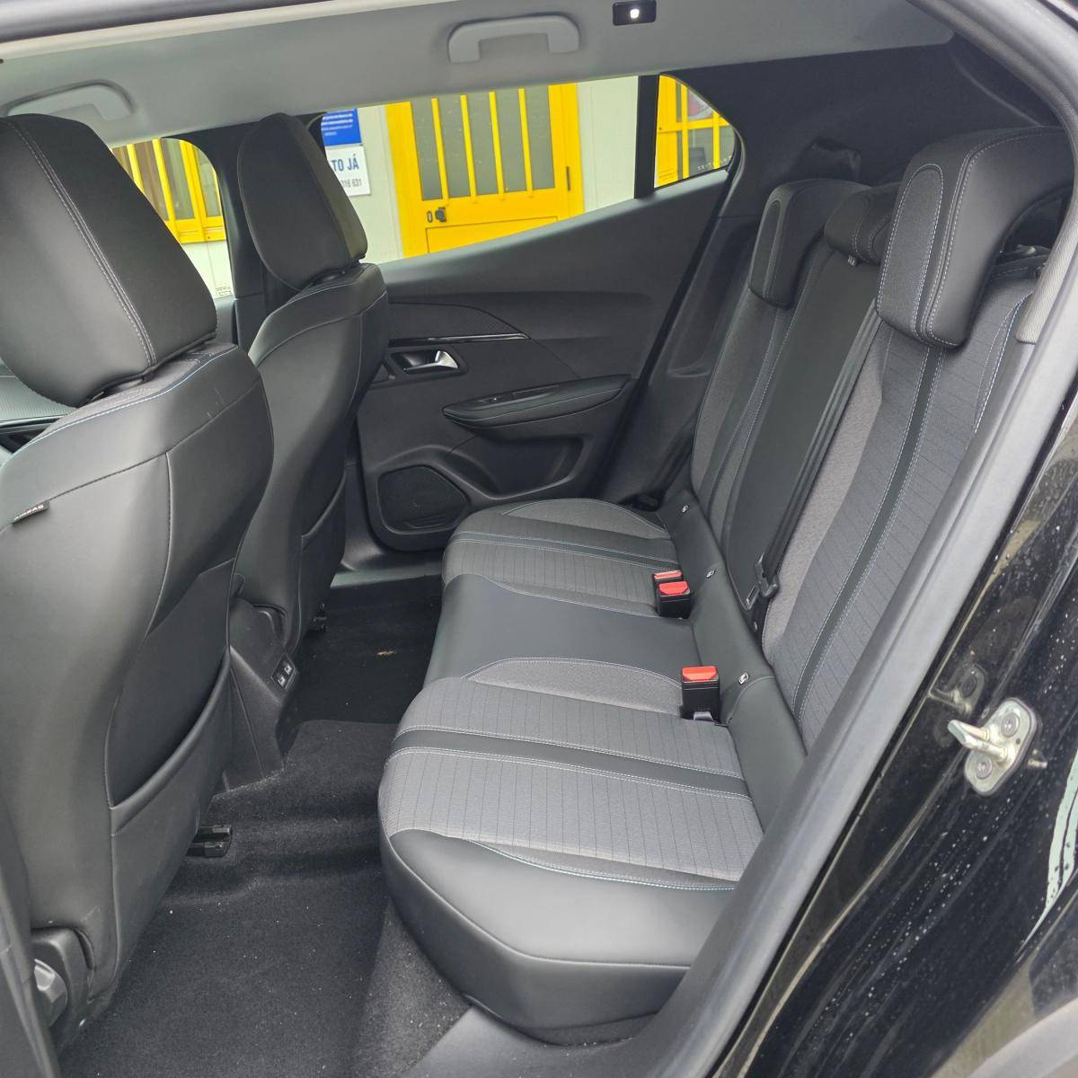 peugeot-2008-2021-gasolina-1199cc