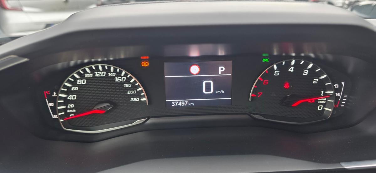 peugeot-2008-2021-gasolina-1199cc