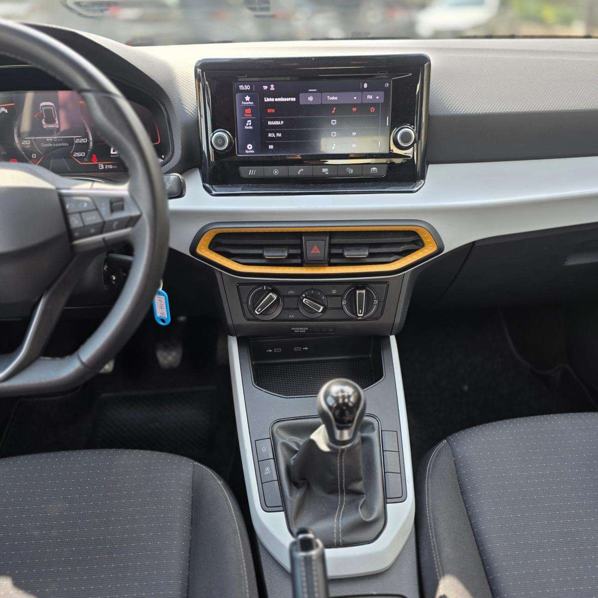 seat-arona-2023-gasolina-999cc