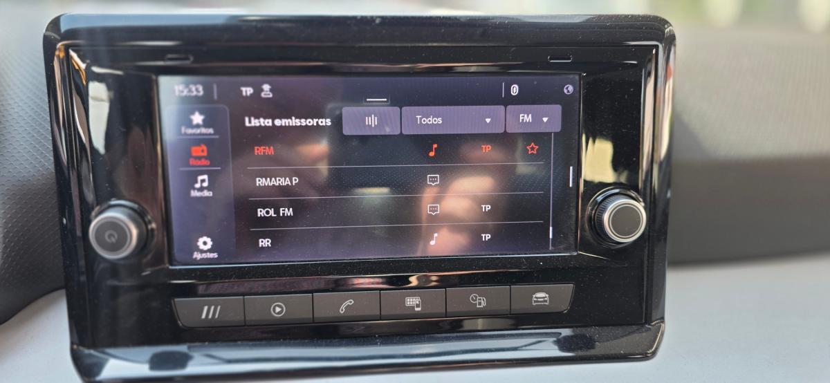 seat-arona-2023-gasolina-999cc