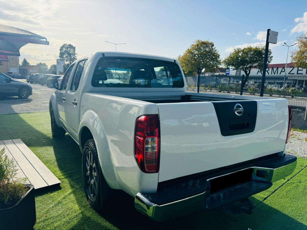 nissan-navara-2012-diesel-2488cc