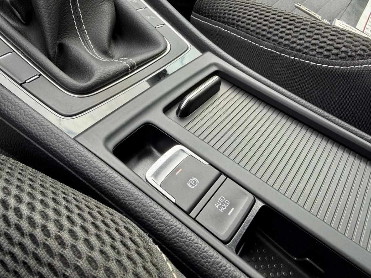 volkswagen-golf-2014-diesel-1598cc