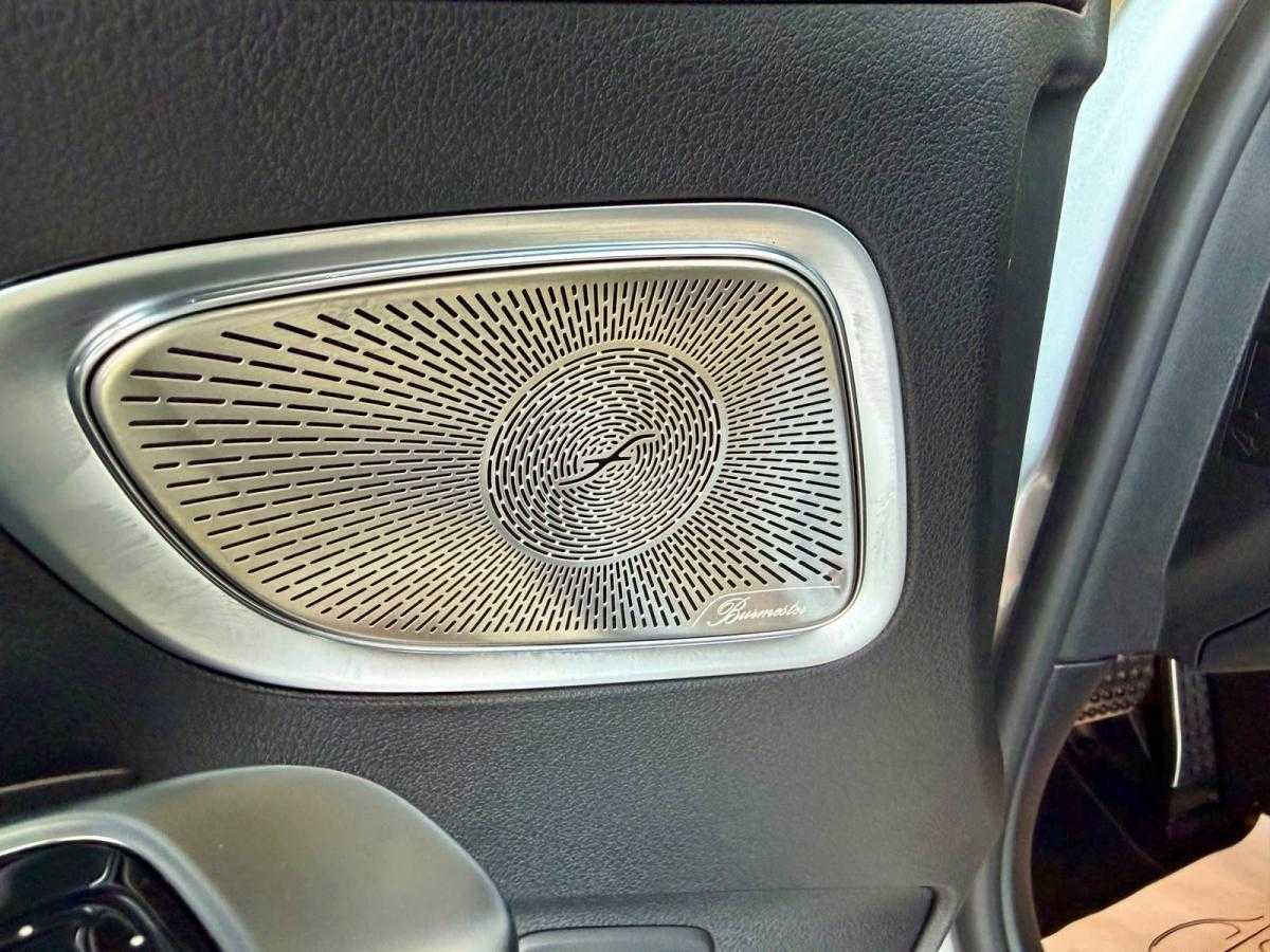 mercedes-benz-classe-c-2024-hibrido-a-gasolina-1991cc