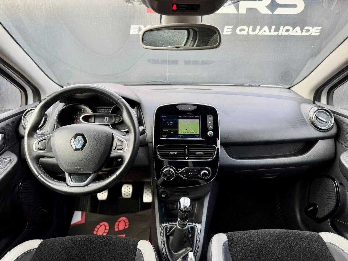 renault-clio-sport-tourer-2017-diesel-1461cc