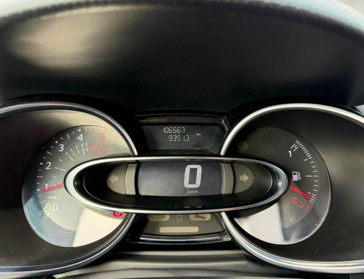 renault-clio-sport-tourer-2017-diesel-1461cc