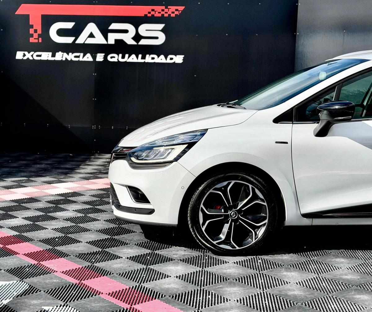 renault-clio-sport-tourer-2017-diesel-1461cc