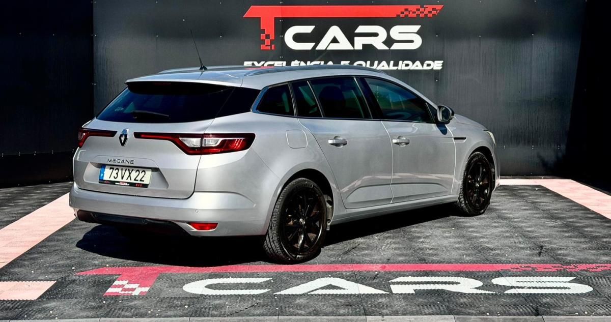 renault-megane-sport-tourer-2019-diesel-1461cc