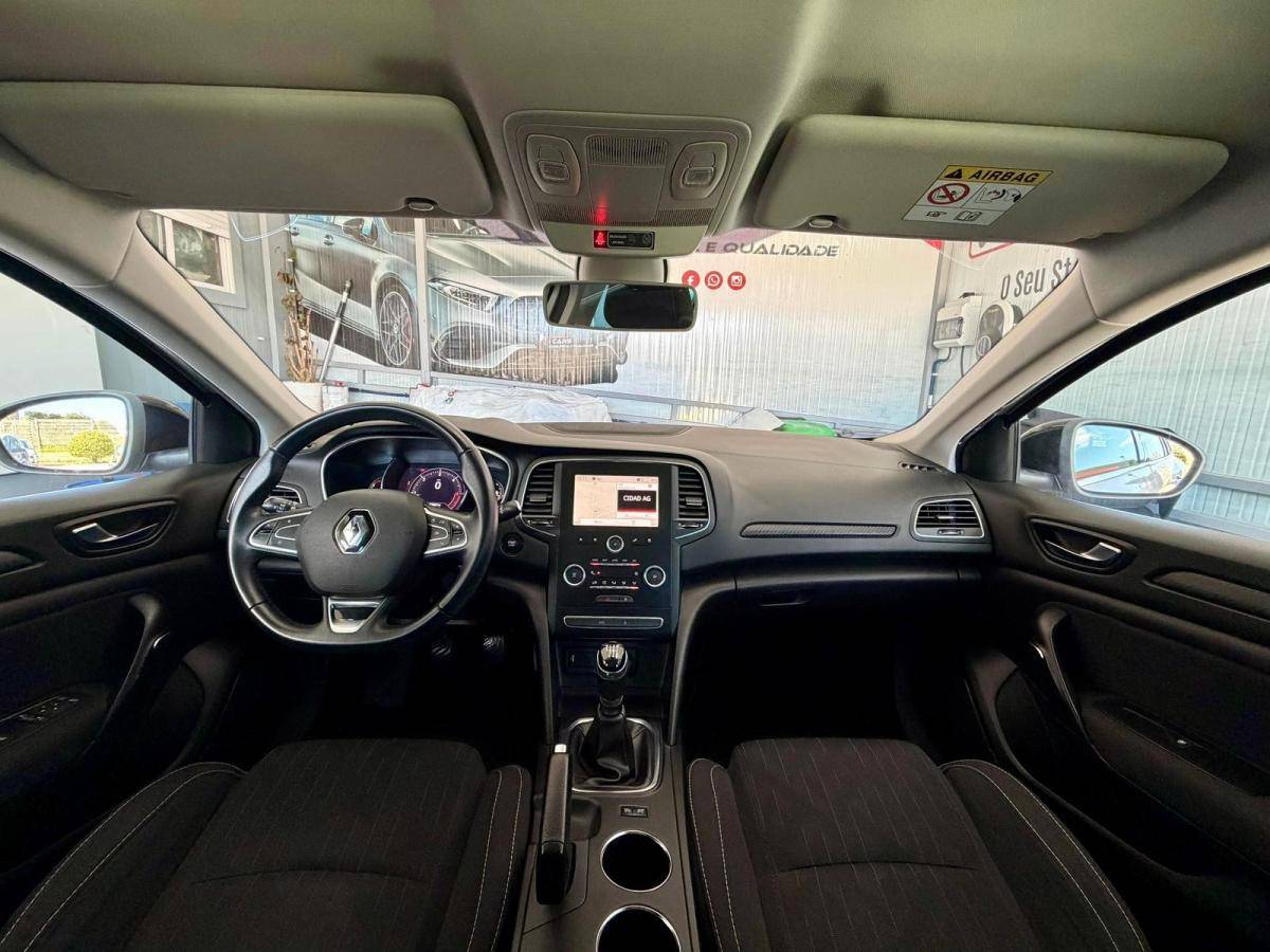 renault-megane-sport-tourer-2019-diesel-1461cc