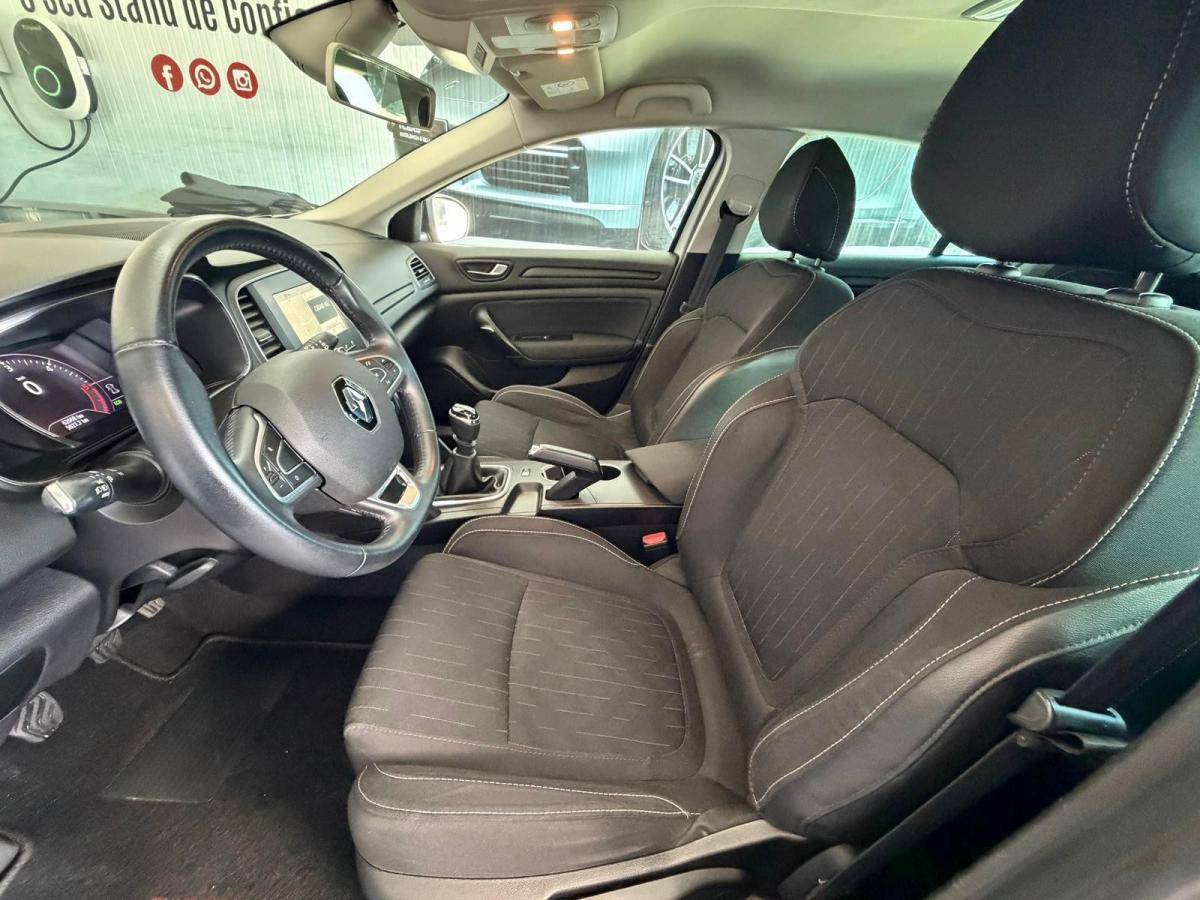 renault-megane-sport-tourer-2019-diesel-1461cc