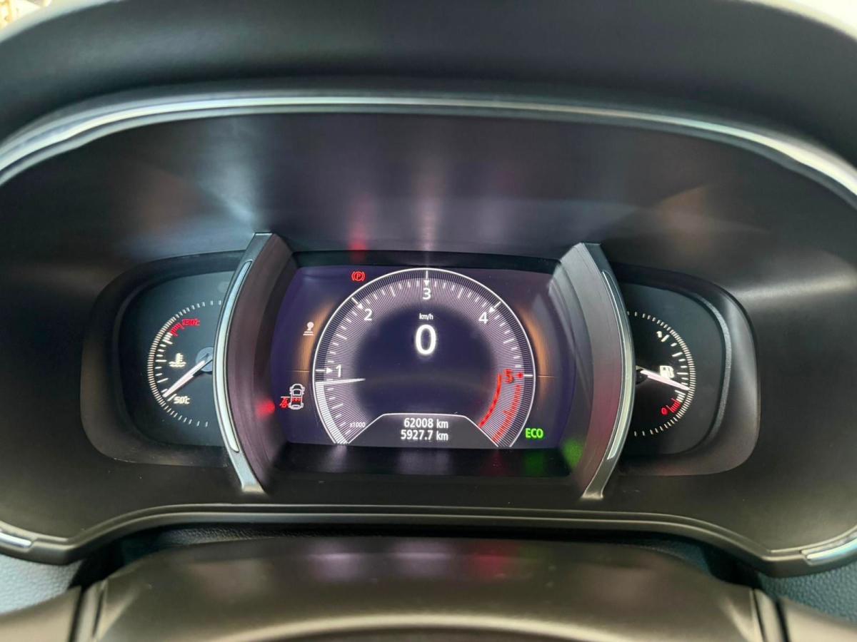 renault-megane-sport-tourer-2019-diesel-1461cc
