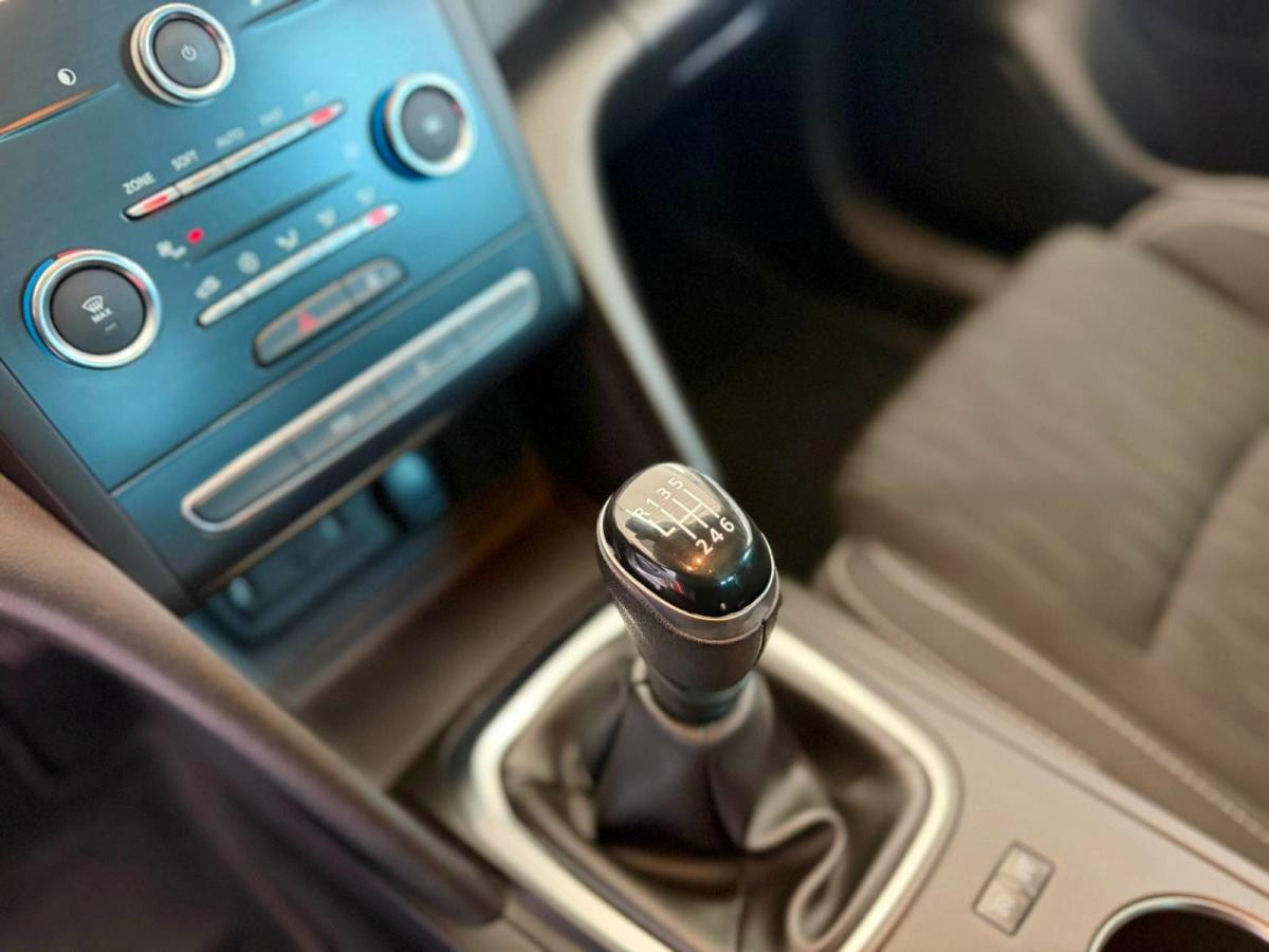 renault-megane-sport-tourer-2019-diesel-1461cc