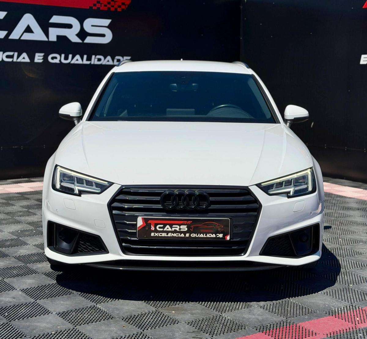 audi-a4-avant-2019-diesel-1968cc