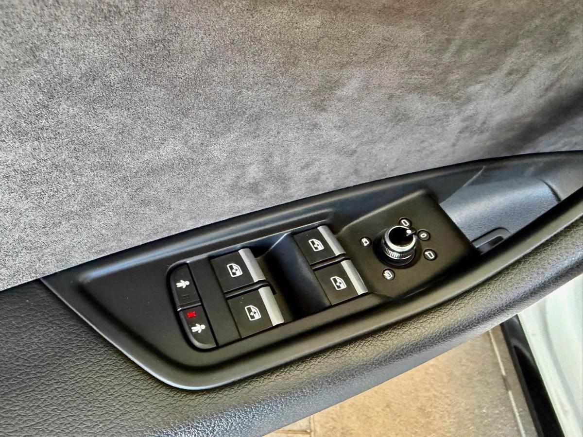 audi-a4-avant-2019-diesel-1968cc