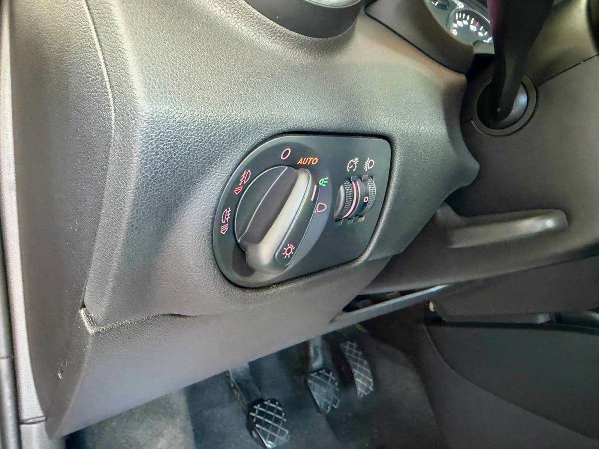 audi-a1-2015-gasolina-999cc