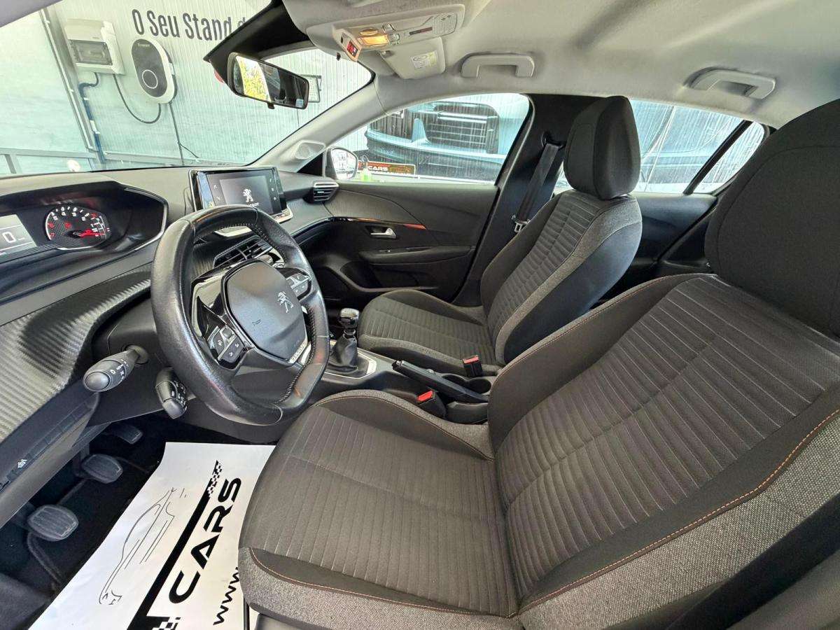 peugeot-208-2020-gasolina-1199cc