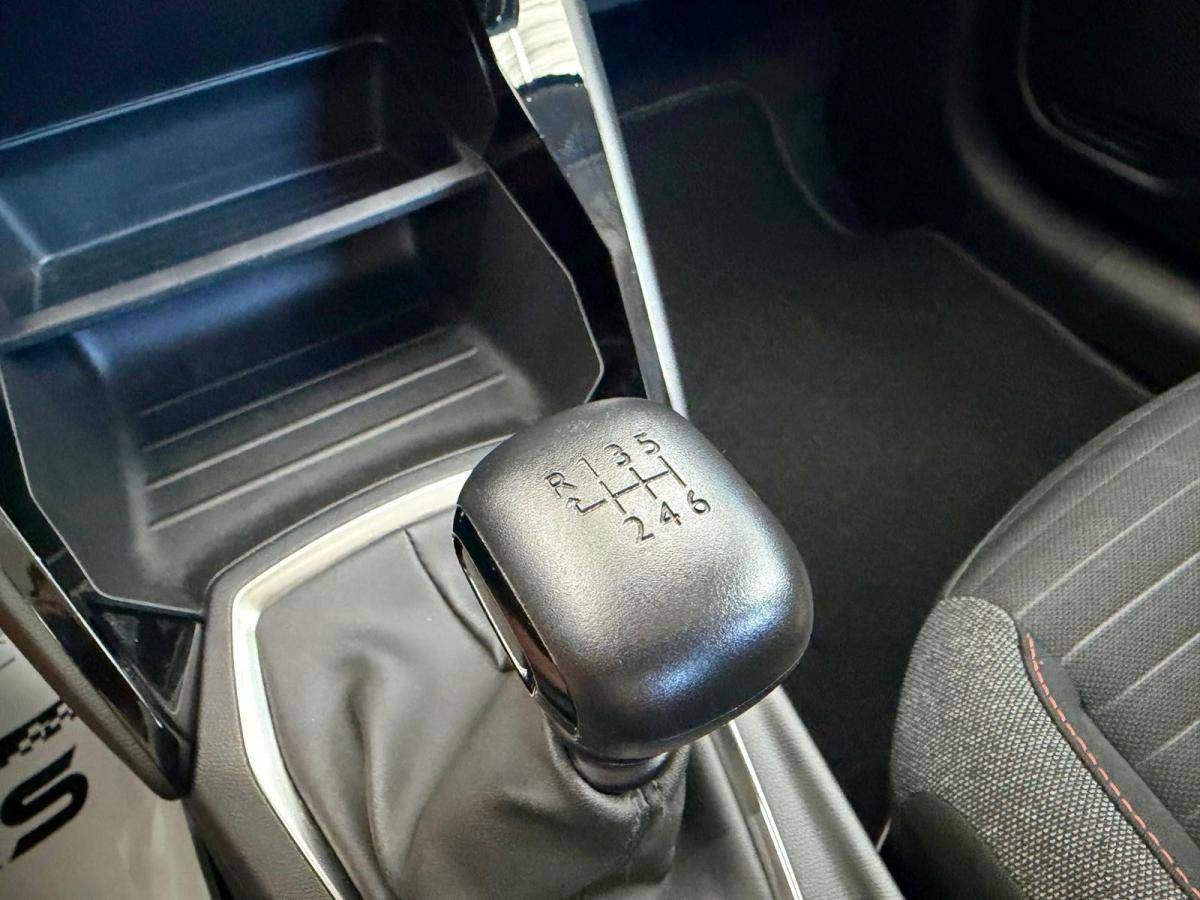 peugeot-208-2020-gasolina-1199cc