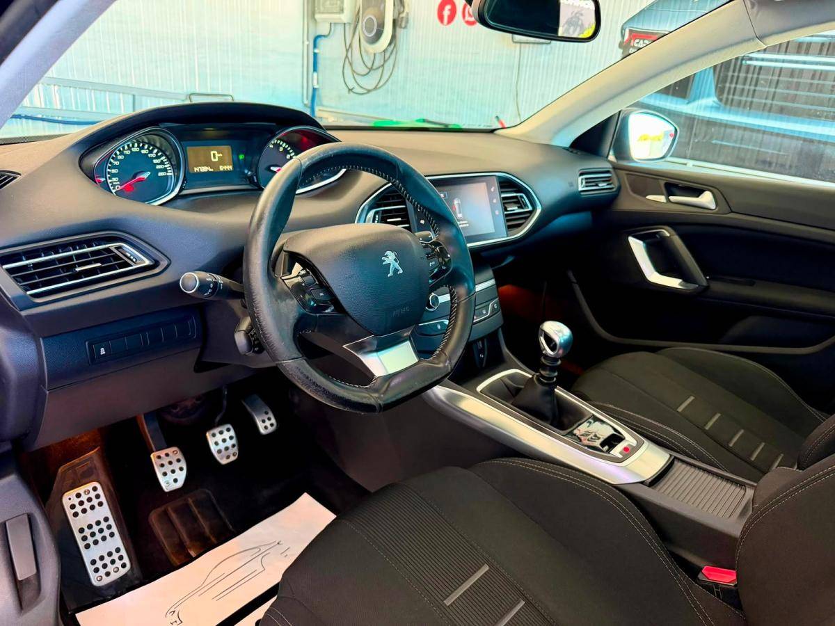 peugeot-308-2014-gasolina-1598cc