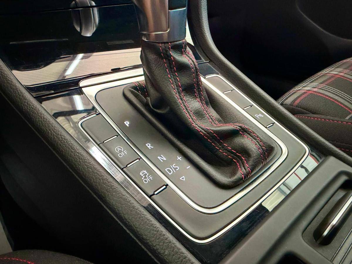 volkswagen-golf-2018-gasolina-1984cc