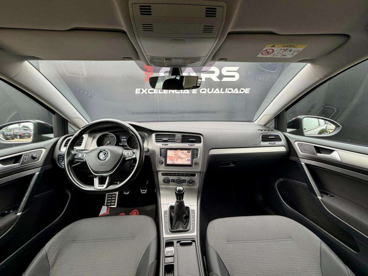 volkswagen-golf-2017-diesel-1598cc