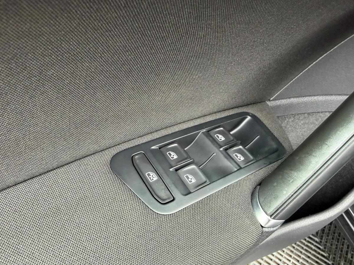 volkswagen-golf-2017-diesel-1598cc