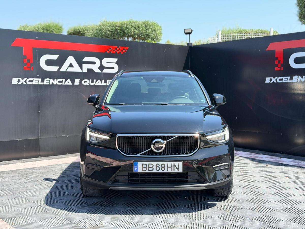 volvo-xc40-2023-gasolina-1477cc