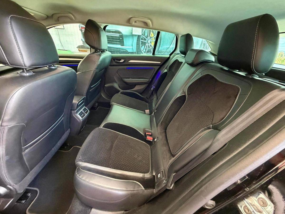 renault-megane-sport-tourer-2018-diesel-1461cc