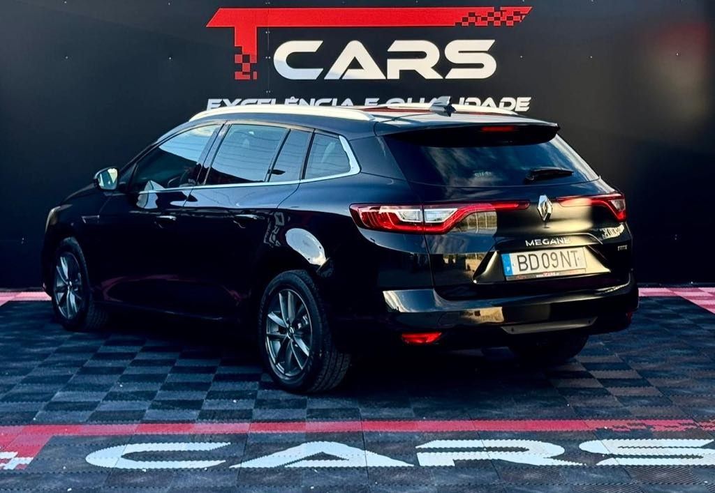 renault-megane-sport-tourer-2018-diesel-1461cc